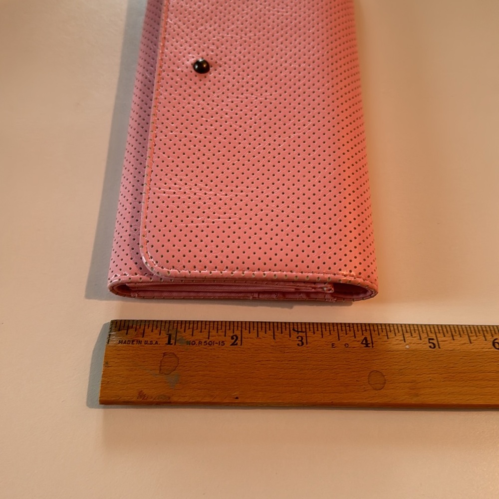 NWOT Universal Thread Perforated Tri Fold Wallet - Picture 5 of 5